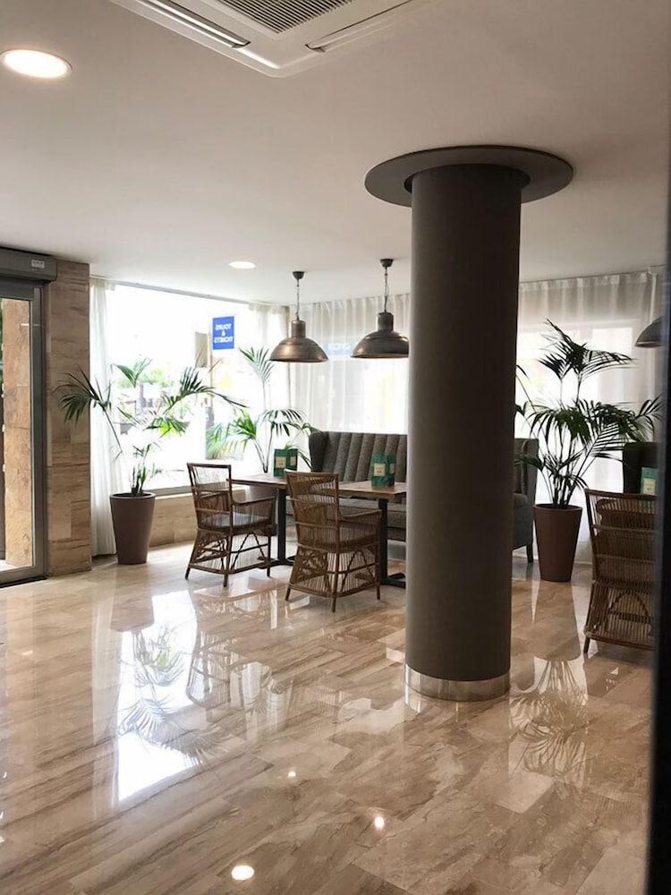 Metropol Lloret de Mar