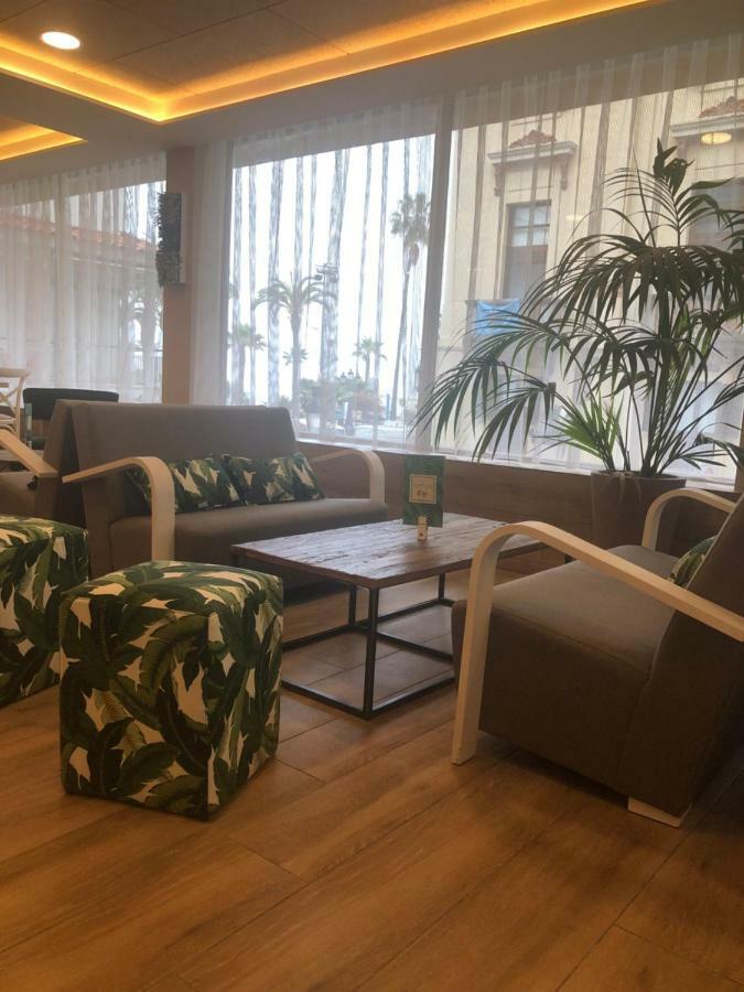Metropol Hotel 4*
